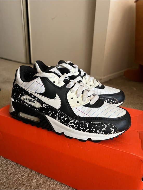Nike Other - Nike Black & White Air Max Notebook-Print Sneakers